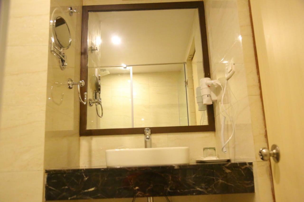 ויסאקפאטנם Royal Fort Hotel מראה חיצוני תמונה